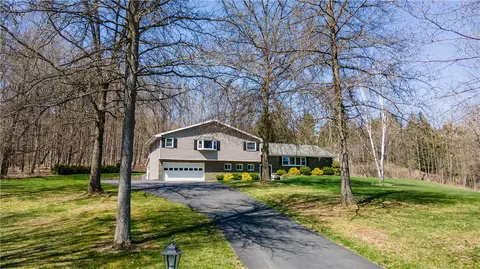 67 Murphy Hill Rd, Catlin, NY 14845