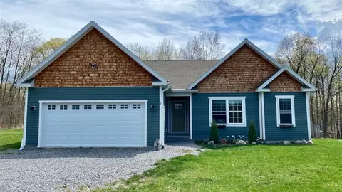1246 Oberon Dr, King Ferry, NY 13081
