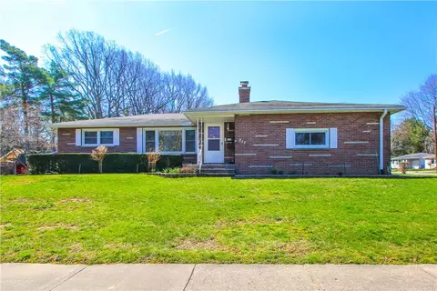 217 Hewitt St, Rochester, NY 14612