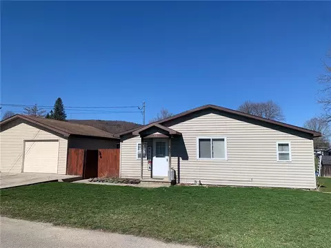 13 Burd Ave, Canisteo, NY 14823