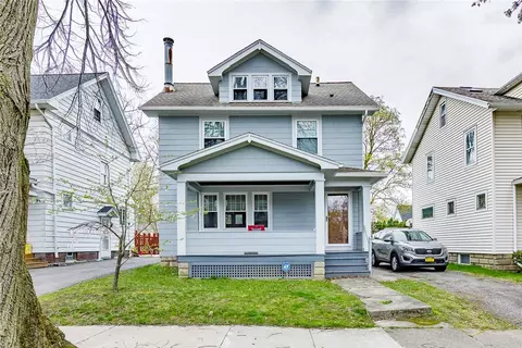 100 Wilsonia Rd, Rochester, NY 14609