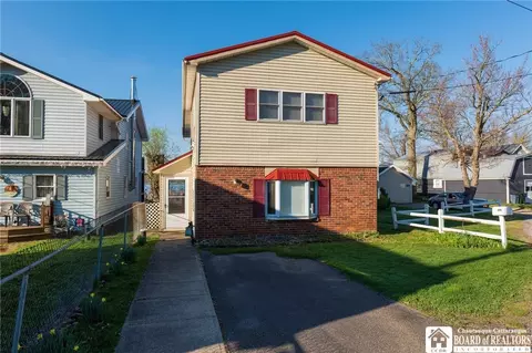 3537 Lake St, Ellicott, NY 14701