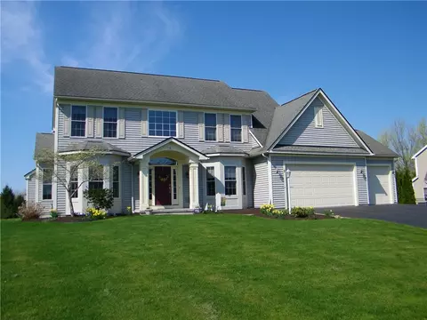 5 Piping Rock Run, Perinton, NY 14450
