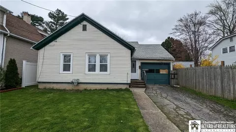 326 Woodrow Ave, Dunkirk, NY 14048