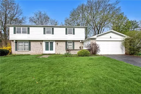40 Wind Mill Rd, Pittsford, NY 14534