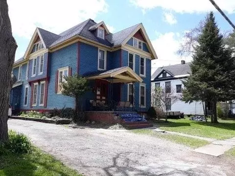 42 Logan St, Auburn, NY 13021