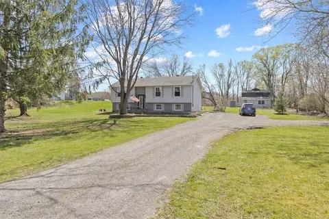 2757 State Route 5 And 20, Hopewell, NY 14561