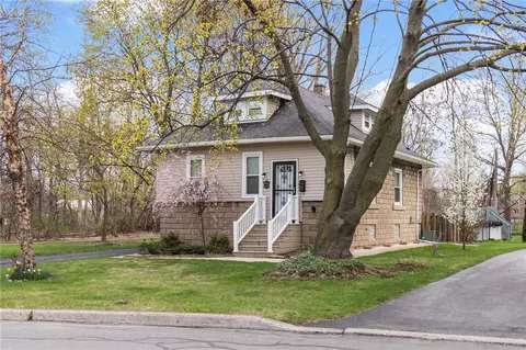 113 Baker St, Webster, NY 14580