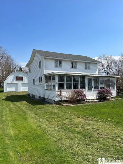 10350 Lake Rd, Pomfret, NY 14775
