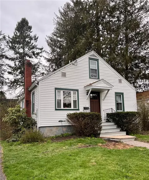 7 North St, Oneonta, NY 13820