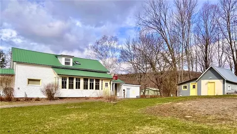 272 Goose St, Otsego, NY 13337