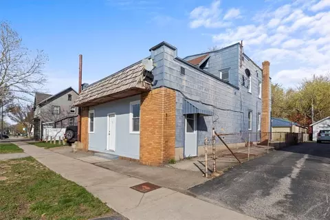 3988 Lake Ave, Rochester, NY 14612