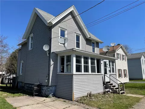 245 Seymour St, Auburn, NY 13021