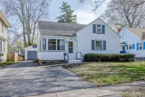 187 Lake Breeze Park, Irondequoit, NY 14622