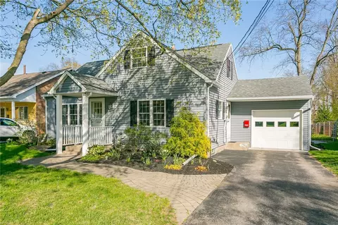 1004 Mckinley St, East Rochester, NY 14445
