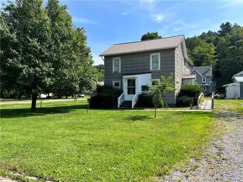 3 East Ave, Andover, NY 14806
