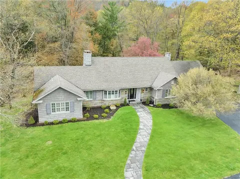7 Ravine Park N, Oneonta, NY 13820