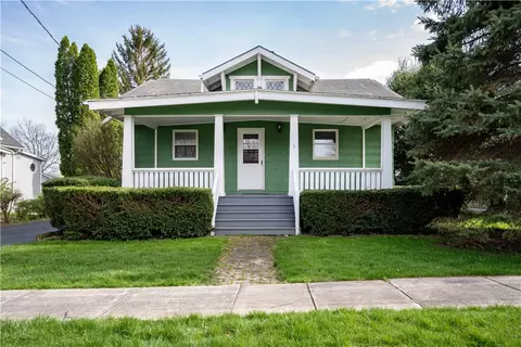3 Jones Ter, Bloomfield, NY 14469
