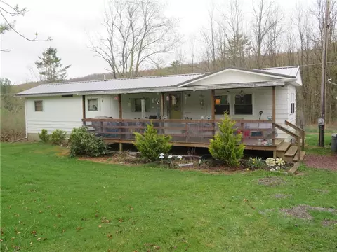 2462 County Road 35, Bainbridge, NY 13733