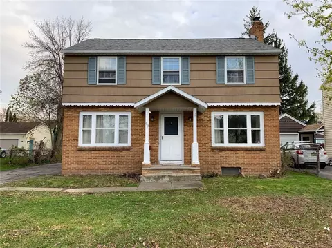 443 Harwick Rd, Irondequoit, NY 14609