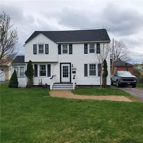 691 Lake Shore Blvd, Irondequoit, NY 14617