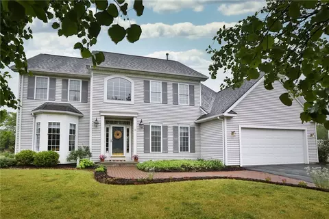 6 Tenbury, Perinton, NY 14450