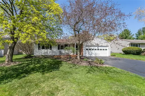 32 Beacon Hills Dr N, Penfield, NY 14526