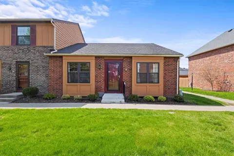 12 Dunbridge Hts, Perinton, NY 14450