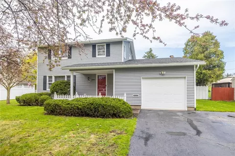 280 Picturesque Dr, Greece, NY 14616