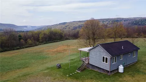 10793 Sick Rd, Prattsburgh, NY 14873