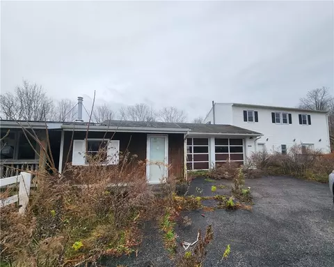 2034 Morrow Ln, Caledonia, NY 14423