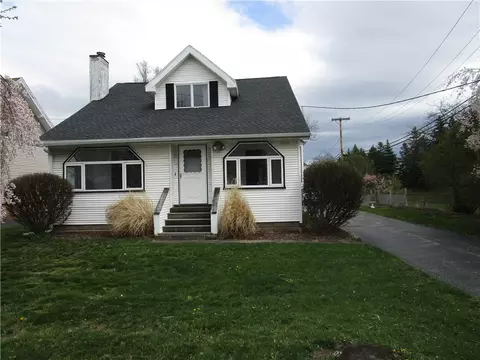 1460 Howard Rd, Gates, NY 14624