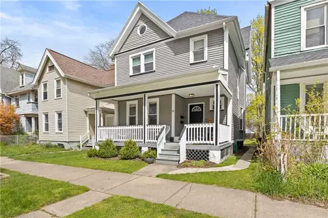 32 Hickory St, Rochester, NY 14620