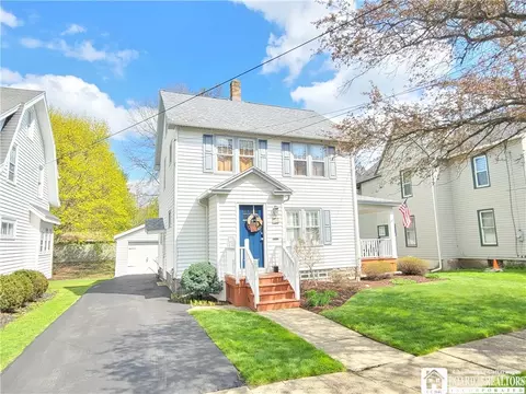 120 Hotchkiss St, Jamestown, NY 14701