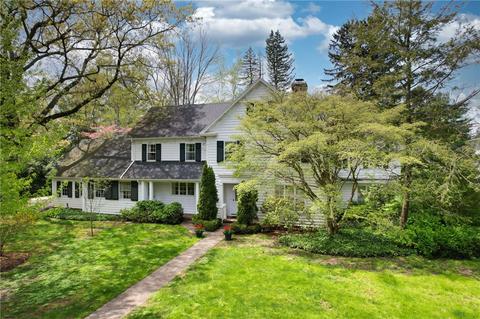 101 Brookside Dr, Rochester, NY 14618