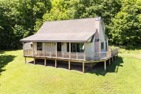 377 Staab Rd, Roxbury, NY 12474