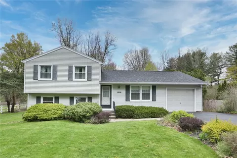 2908 Chili Ave, Chili, NY 14624
