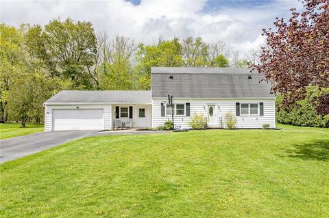 4640 Meadow Cir, Avon, NY 14414