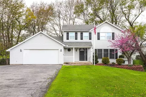 85 Markie Dr W, Gates, NY 14606