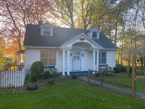 4889 Rockefeller Rd, Owasco, NY 13021