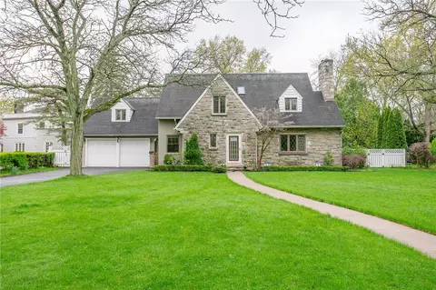 93 Fonthill Park, Rochester, NY 14618