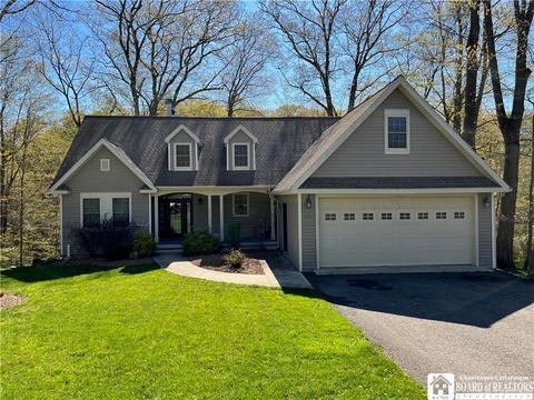 4572 Sunrise Dr, Ellery, NY 14712
