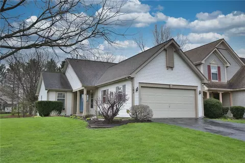 105 Cranbrook Ter, Webster, NY 14580