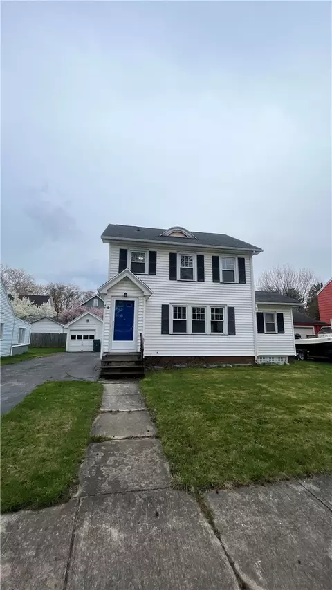 45 Weston Rd, Rochester, NY 14612