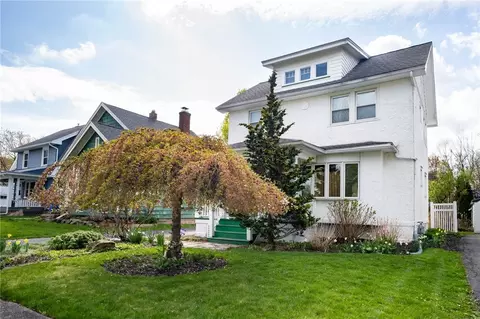 291 Roxborough Rd, Rochester, NY 14619