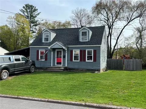 13 Dewitt Dr, Sidney, NY 13838