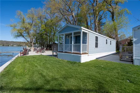 5118 E Lake Rd #6, Livonia, NY 14487
