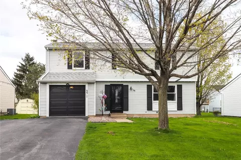 55 Constance Way E, Greece, NY 14612