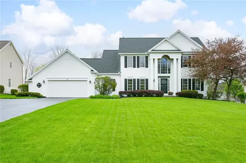 27 Thrush Field Way, Pittsford, NY 14534