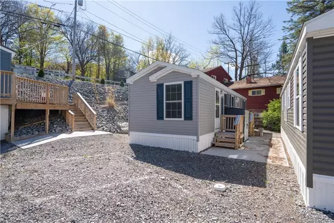 5118 E Lake Rd #10, Livonia, NY 14487